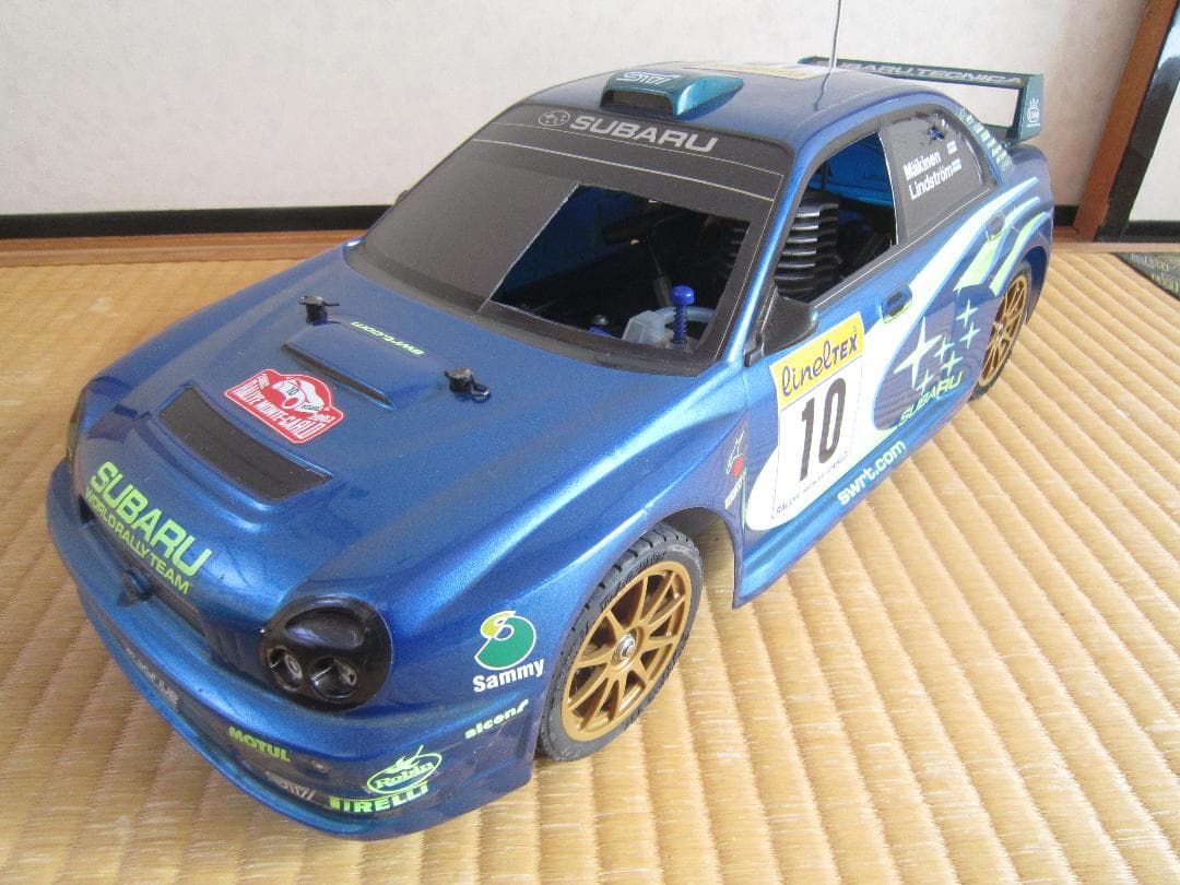 エンジン式 ラジコンカー