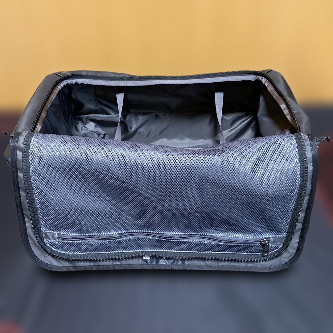 patagonia キャリーカート 黒