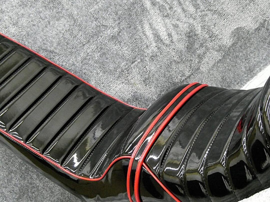 ＮＣ３１　黒赤 エナメル 60ｃｍ　三段シート/ CB400SF前期 あんこ抜き