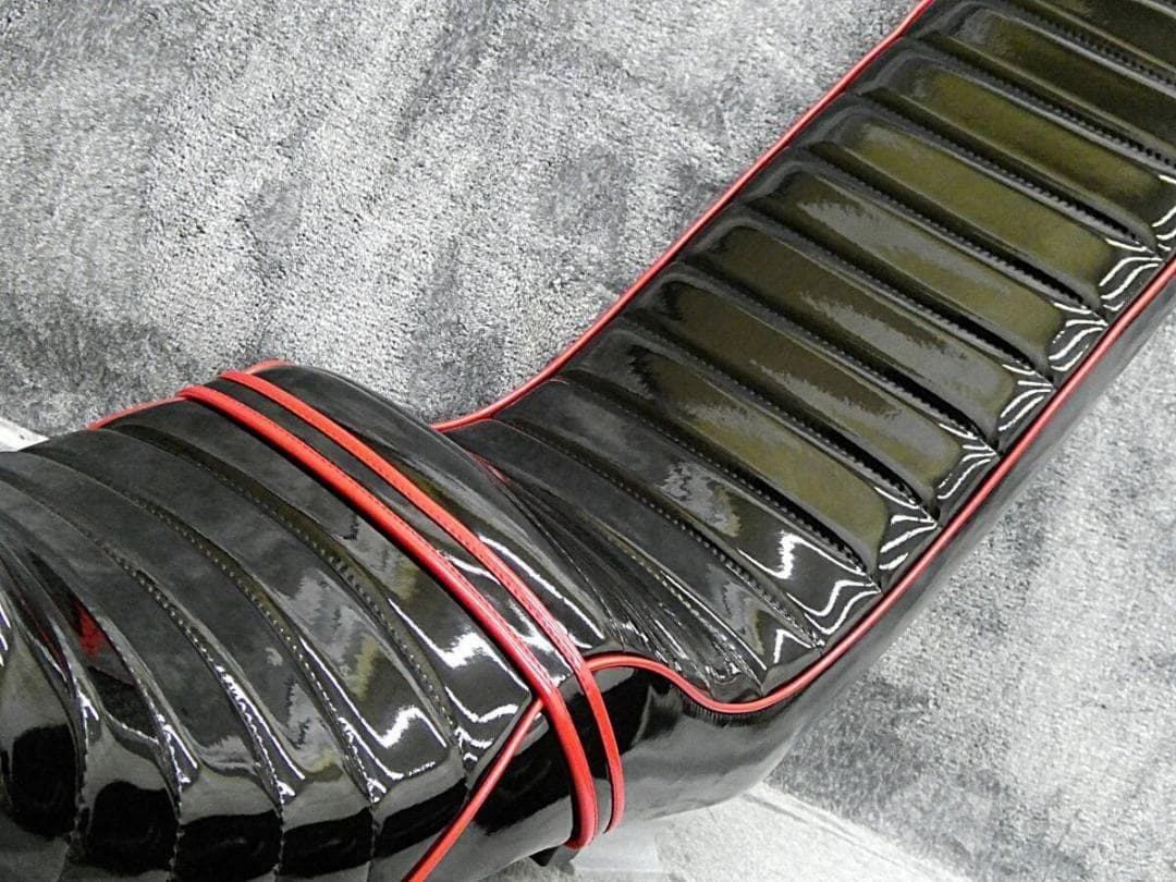 ＮＣ３１　黒赤 エナメル 60ｃｍ　三段シート/ CB400SF前期 あんこ抜き