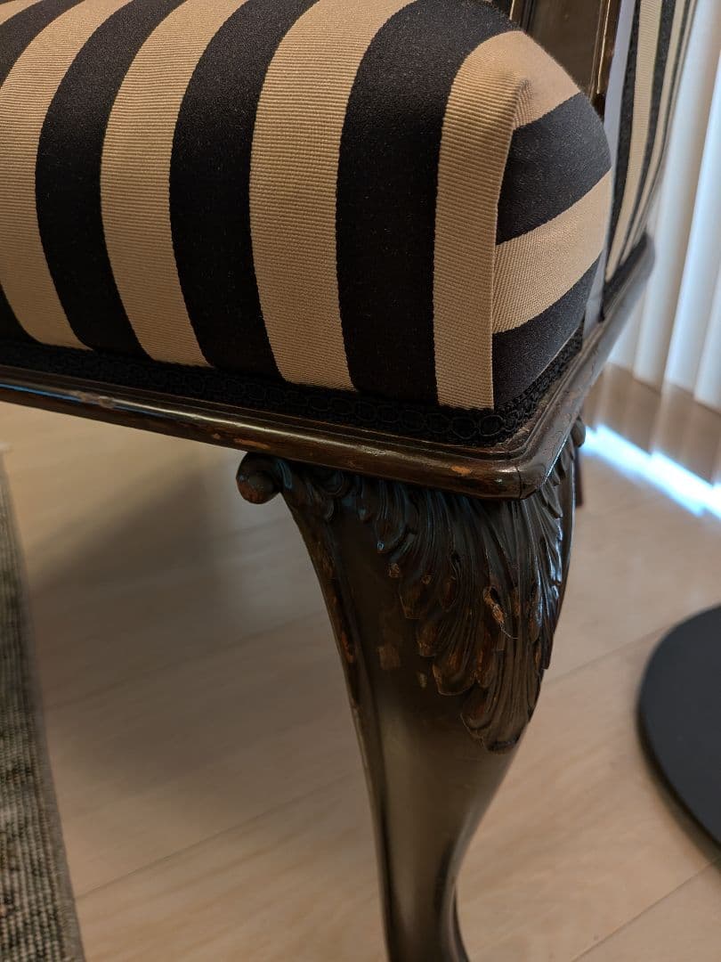 アンティーク　アームチェア　一人掛けソファ　ビンテージ