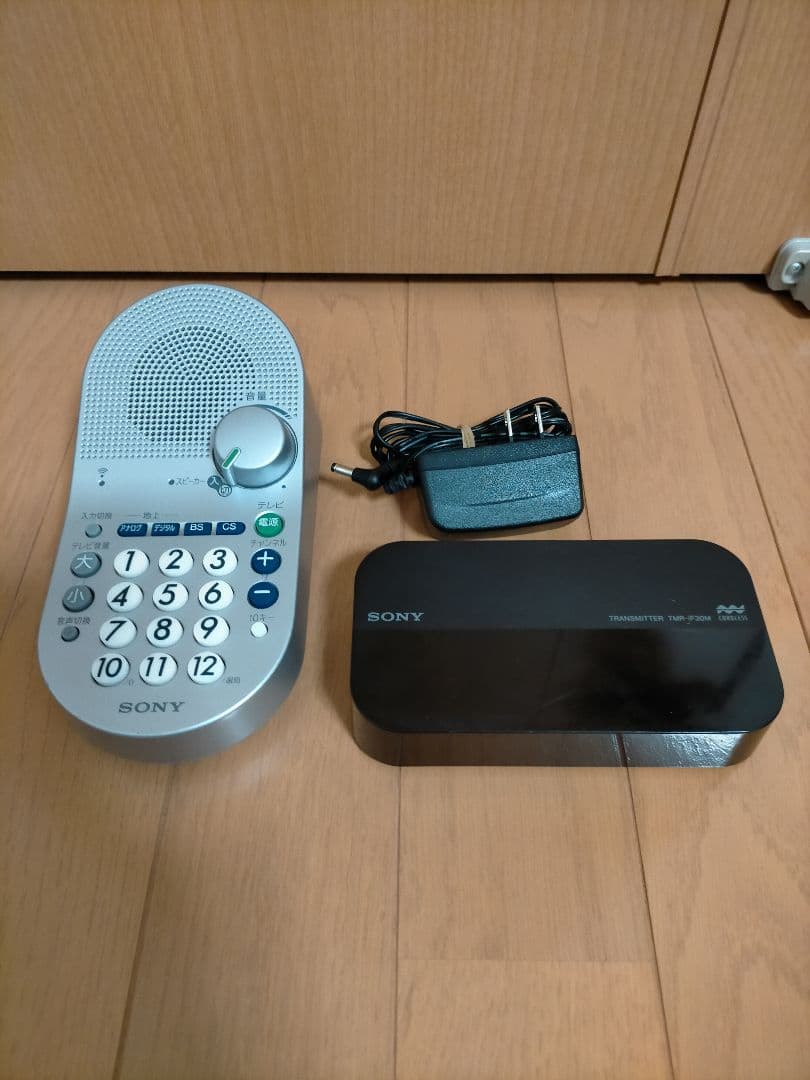 人気！SONY 手元スピーカー付き テレビリモコン RM-PSZ30TV