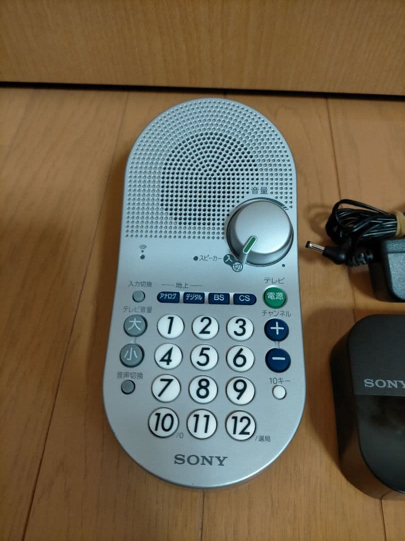 人気！SONY 手元スピーカー付き テレビリモコン RM-PSZ30TV