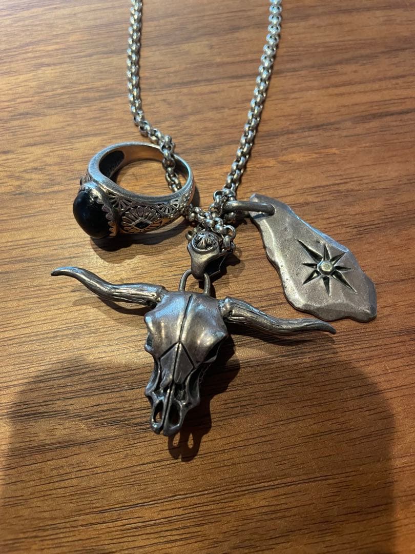 BIG HAND太陽刻印&バッファロースカル&オニキスリング　ネックレス