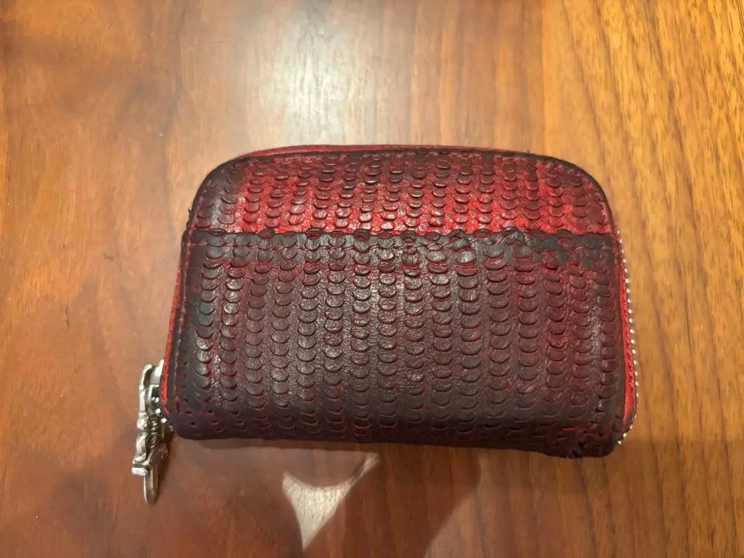 クロムハーツ　ケース　ノベルティ　赤