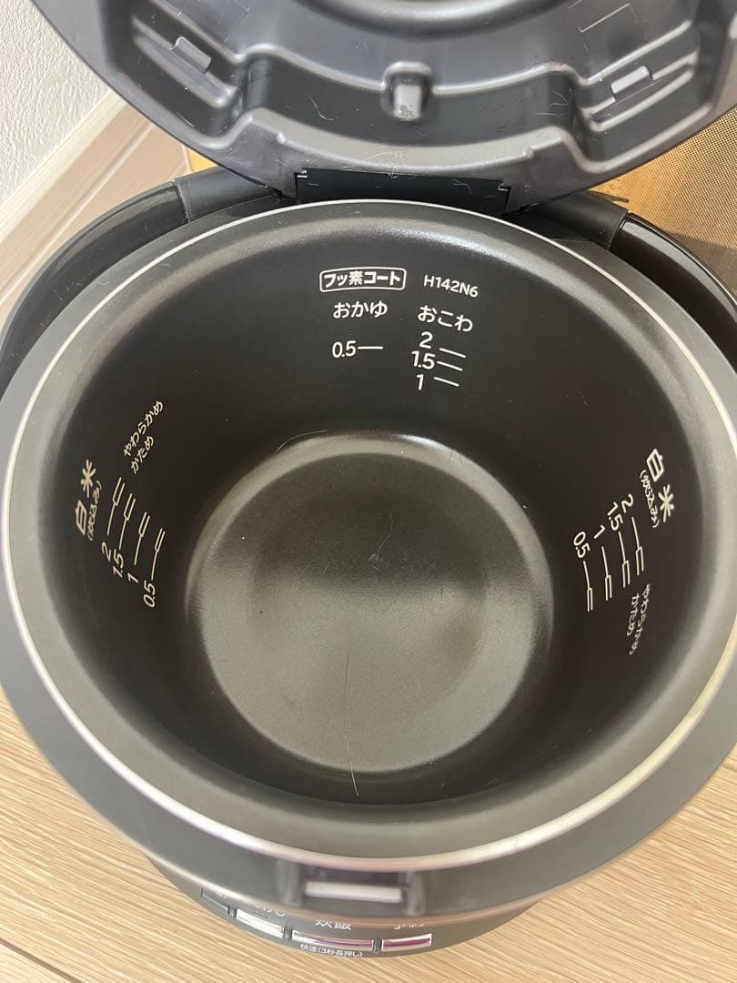 ♡HITACHI RZ-TS201M 炊飯器♡