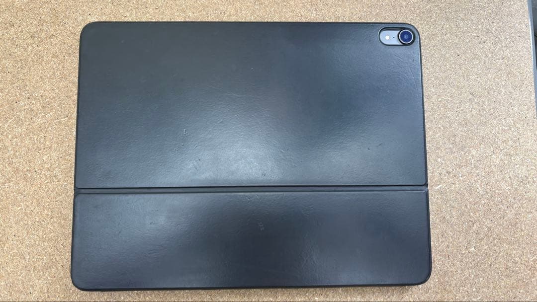 iPad Pro 12.9インチ(第3世代) 512GB+純正キーボードセット