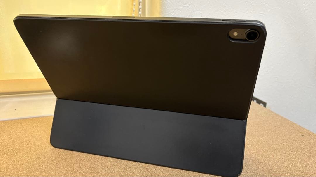 iPad Pro 12.9インチ(第3世代) 512GB+純正キーボードセット