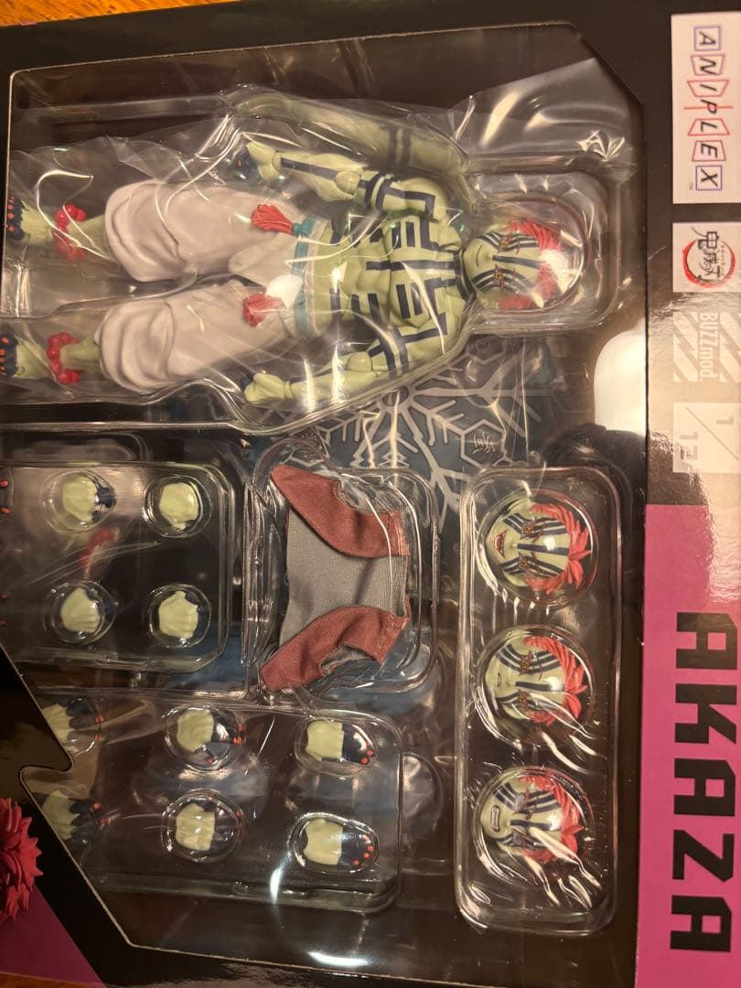 鬼滅の刃 AKAZA フィギュア 1/12スケール　猗窩座