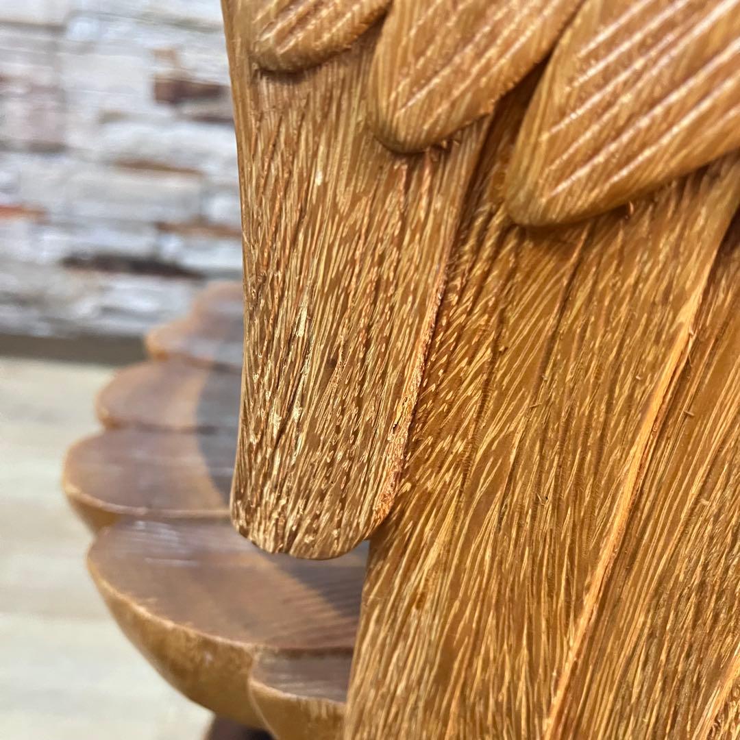 ꧁ヴィンテージ家具꧂ワシと少年の木彫りアームチェア 無垢 アンティーク 椅子