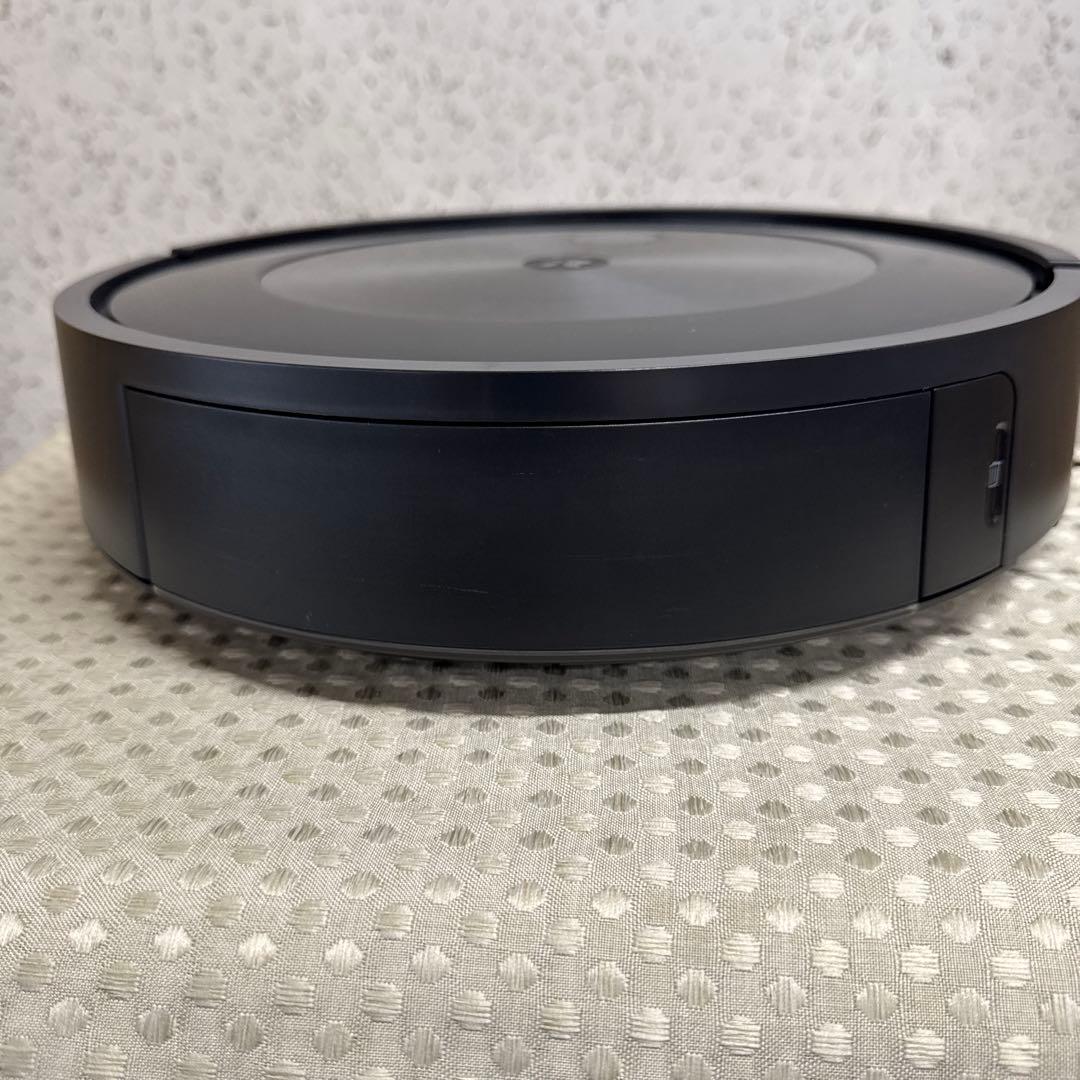 Roomba Combo j7+ 自動集塵、前方カメラ付き