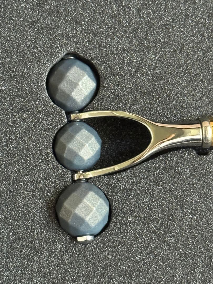 Metera 美顔器 ゴールド三つローラー