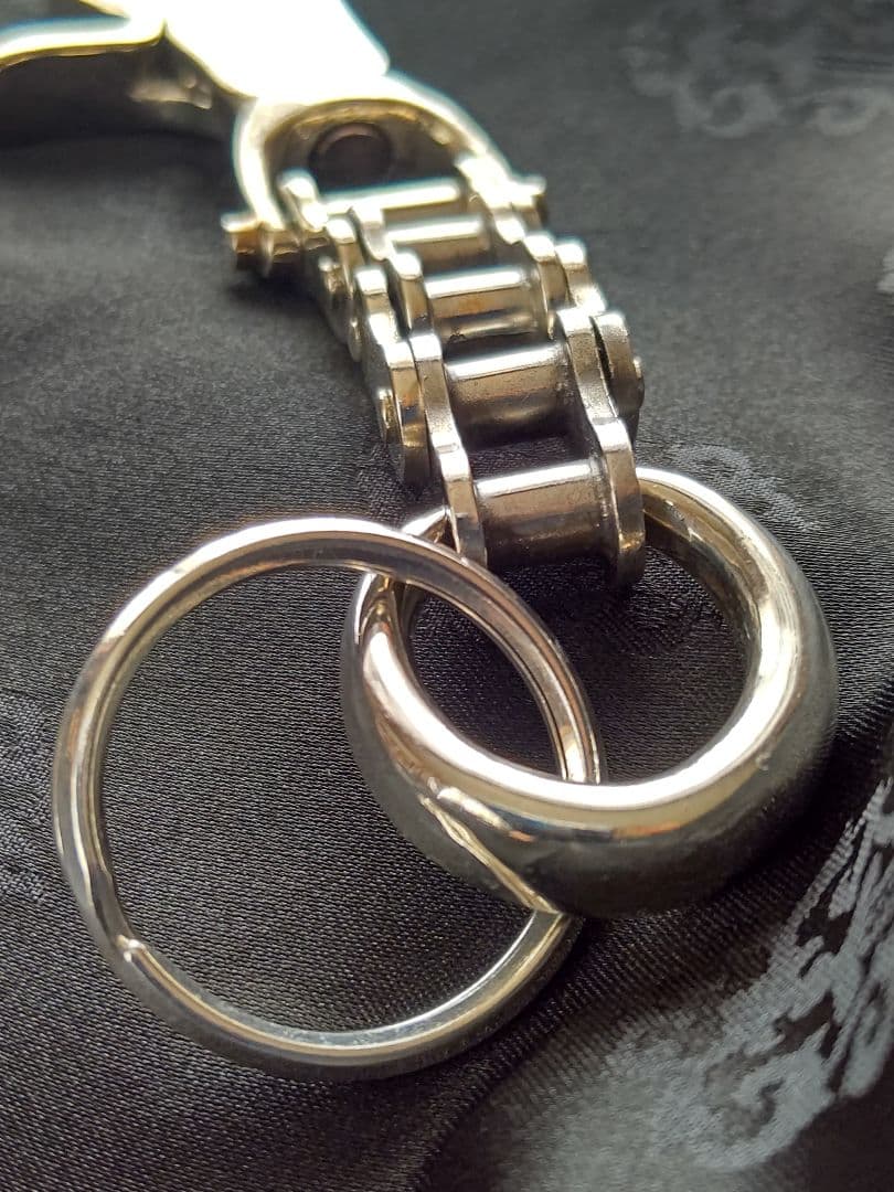 IRON HEART　アイアンハート　シルバーキーホルダー