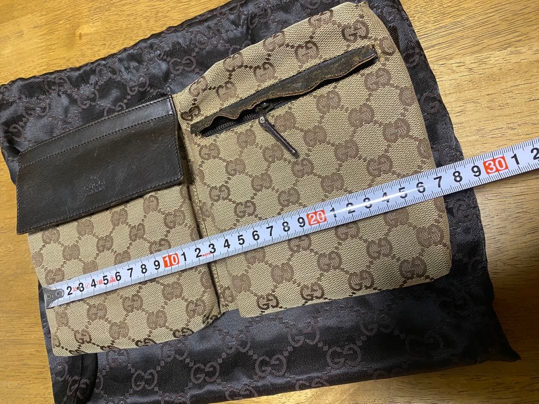 GUCCI ボディバッグ・ウエストポーチ
