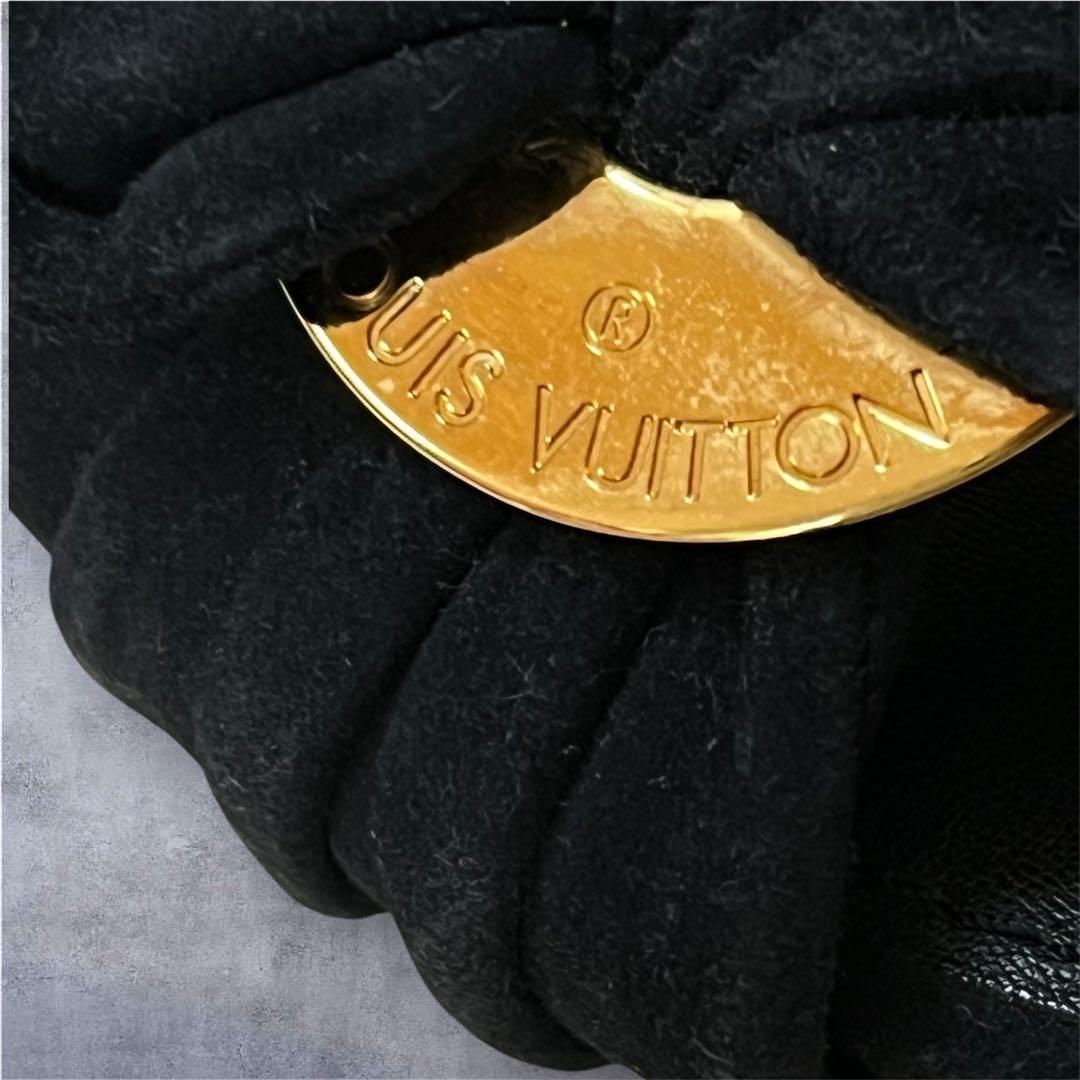 【希少】ルイヴィトン パンプス 39 スエード リボン ネイビー 高級