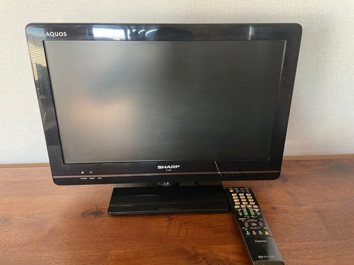 SHARP ★ 小さなテレビ ★ AQUOS 19型