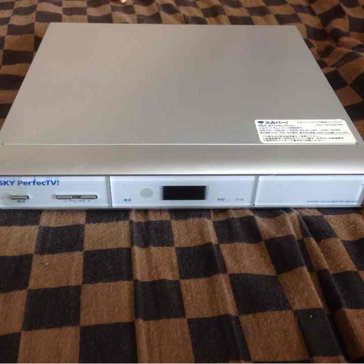 スカパーチューナー