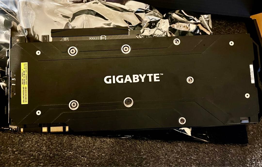 グラフィックボード・グラボ・ビデオカード GTX1070(GV-N1070G1 GAMING-8GD)PCIExp 8GB