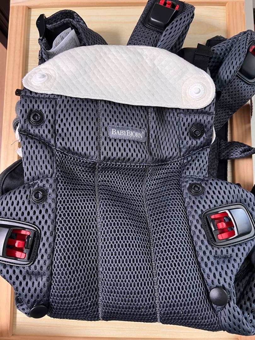 BABYBJÖRN 抱っこ紐 アンスラサイト メッシュ
