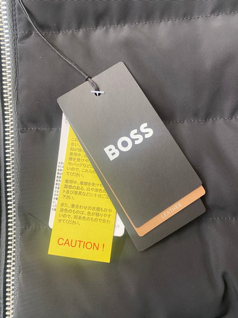 HUGO BOSSヒューゴボス リアルレザー切替ダウンジャケット ブラック48