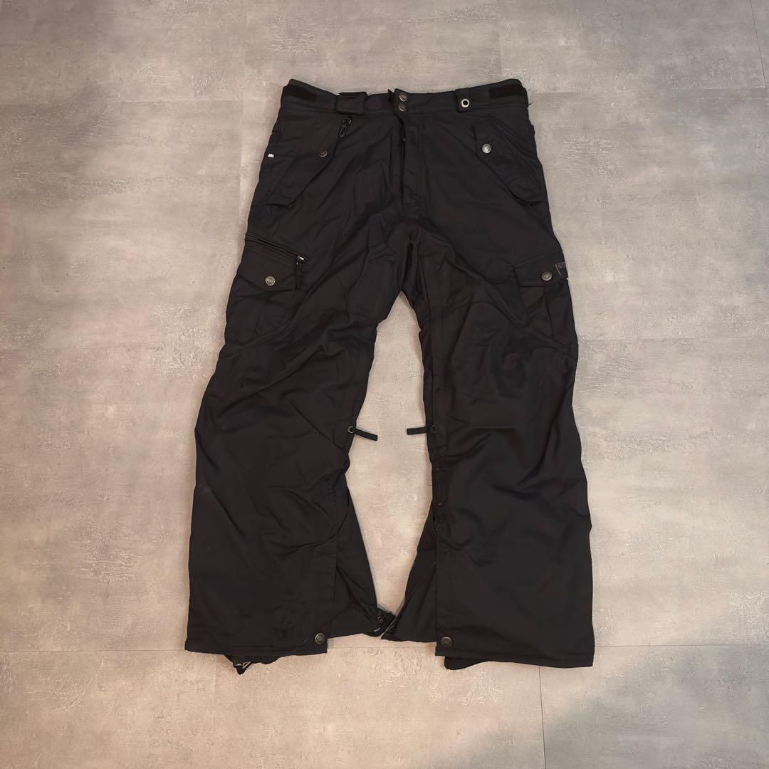 ア*ト様 686 スノーボードウェア シックスエイトシックス 上下セット Mサイ