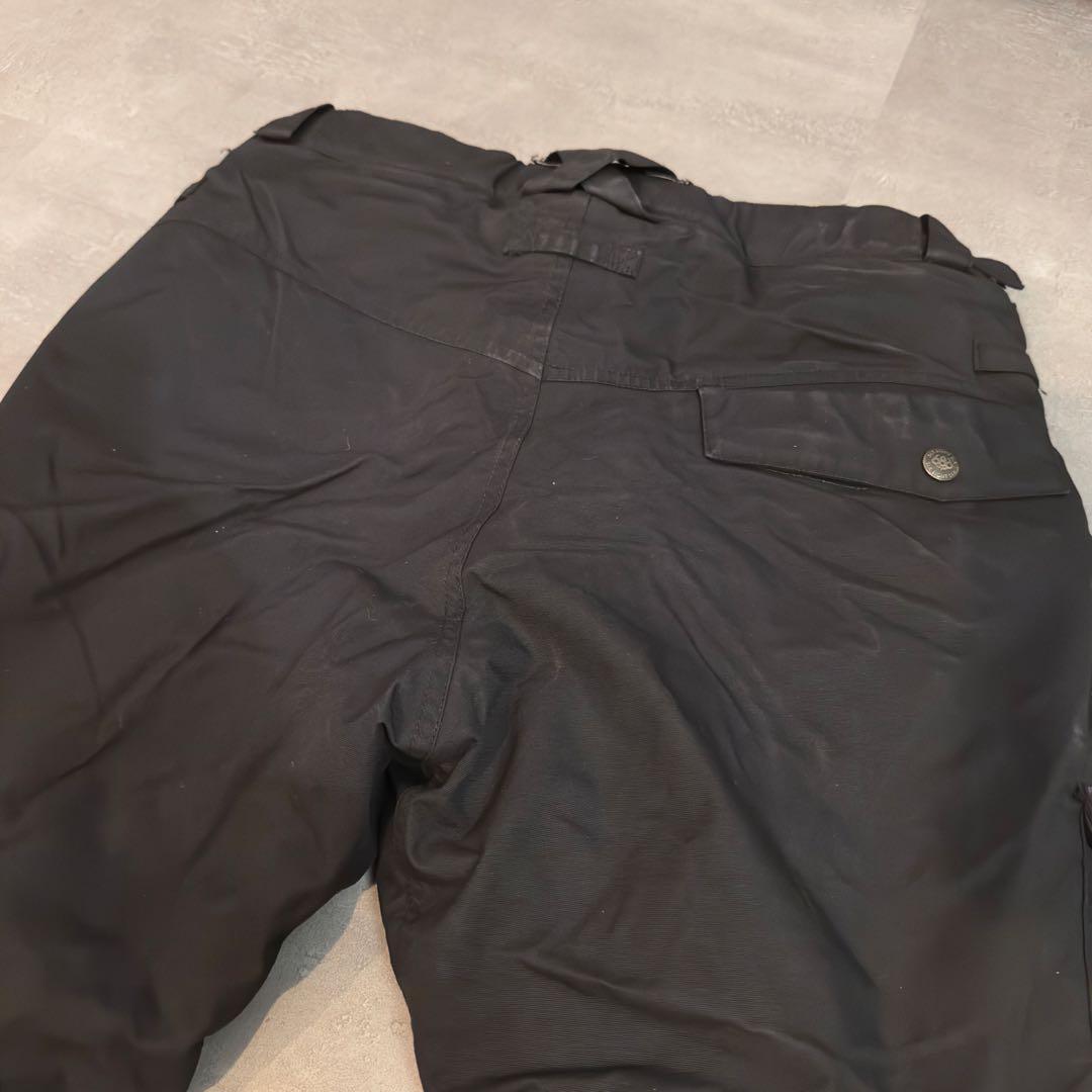 ア*ト様 686 スノーボードウェア シックスエイトシックス 上下セット Mサイ