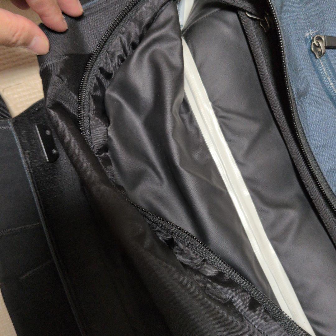 希少・Granville 10 courier bag ネイビー