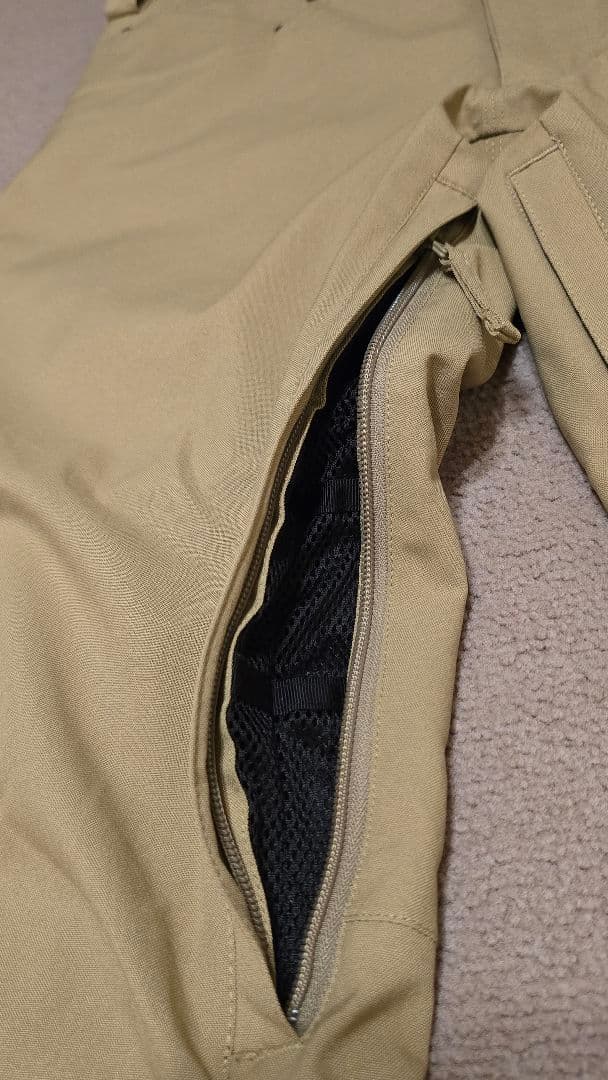 【クリスマスセール・極美品】BURTON バートン メンズスノボパンツ M〜L