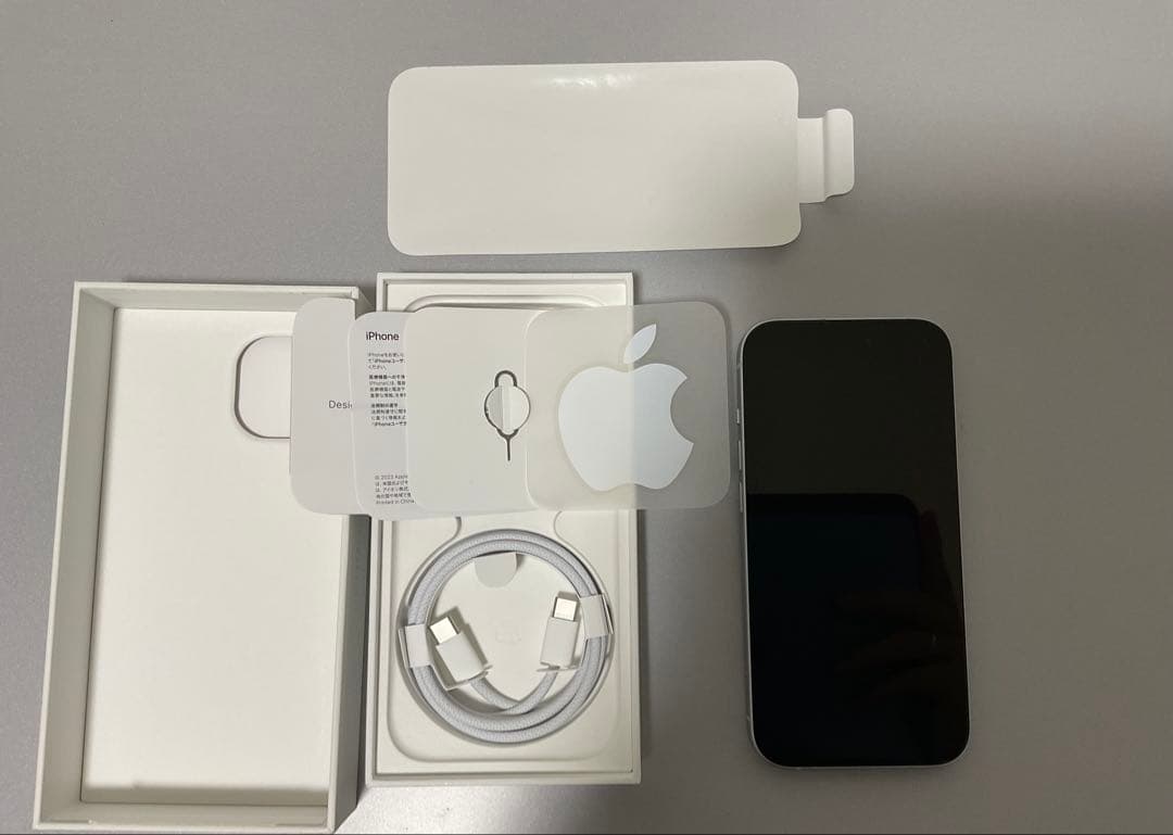 Apple iPhone 15 ブルー　128GB 本体　箱付　SIMフリー