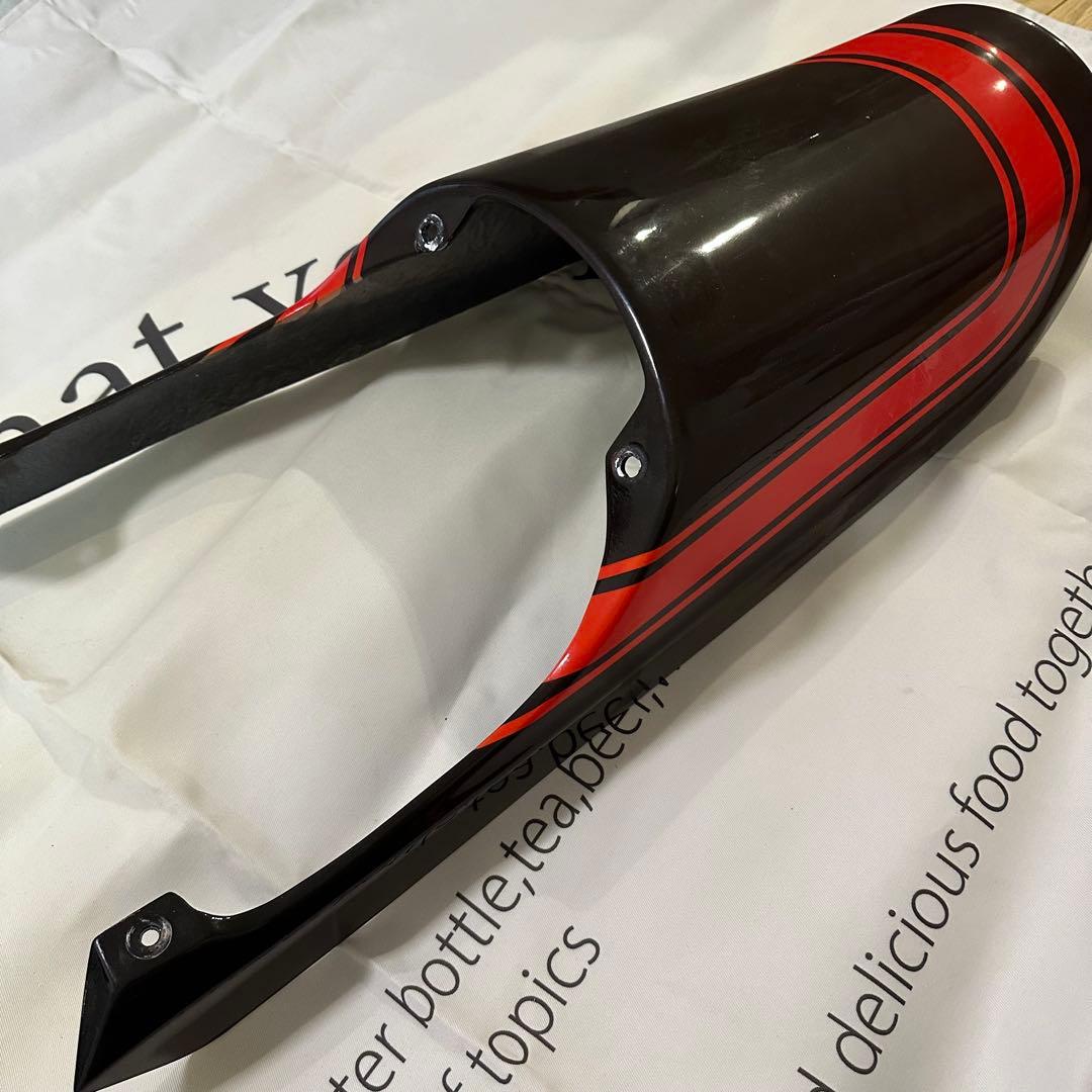 ゼファー750 テールカウル