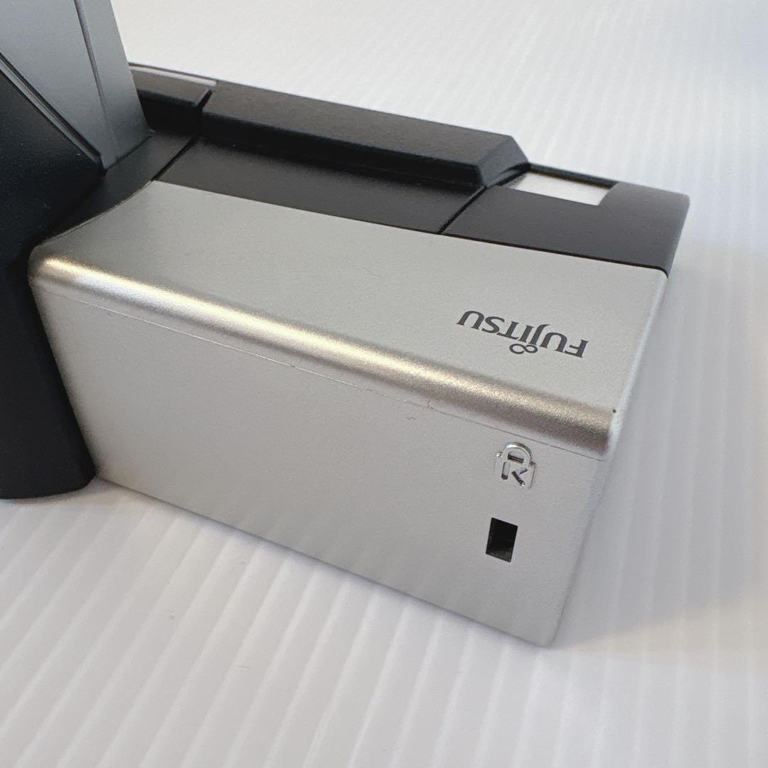 【極美品】富士通 ScanSnap SV600 FI-SV600 スキャナー