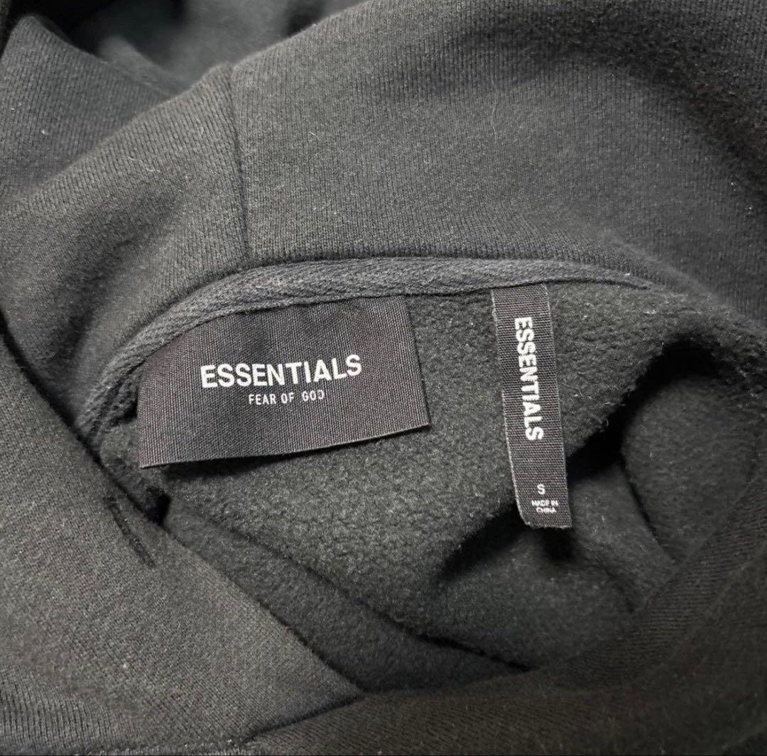 エッセンシャルズ　パーカー　ESSENTIALS