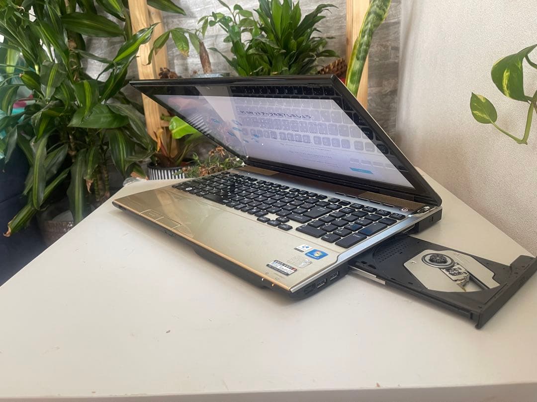 NEC Lavie✨ i7✨カメラ付き✨すぐに使える パソコンノ-ト