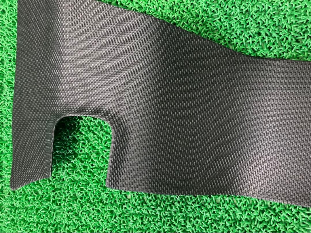 ランクル250 トランク　サイド　カバー