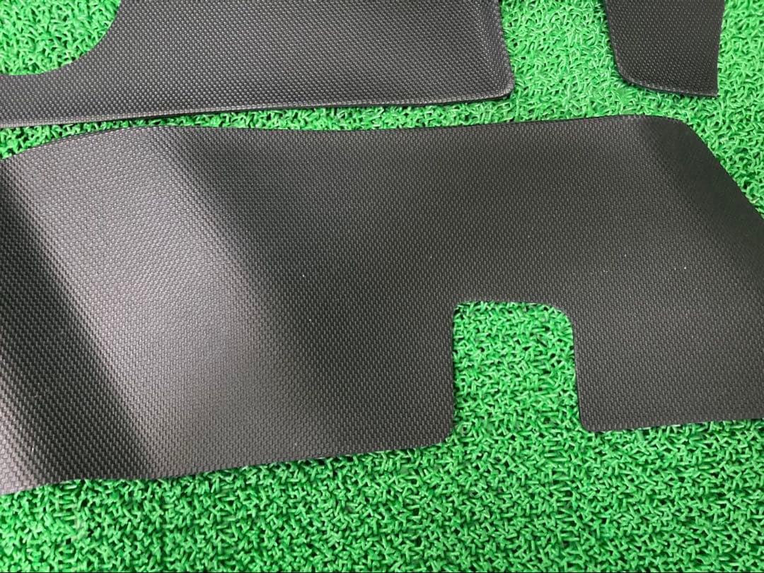 ランクル250 トランク　サイド　カバー