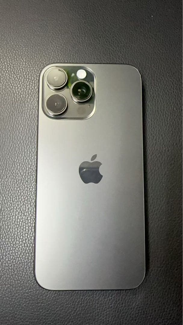 海外版iPhone 16 Pro Max 1TB,美品,バッテリーは100％