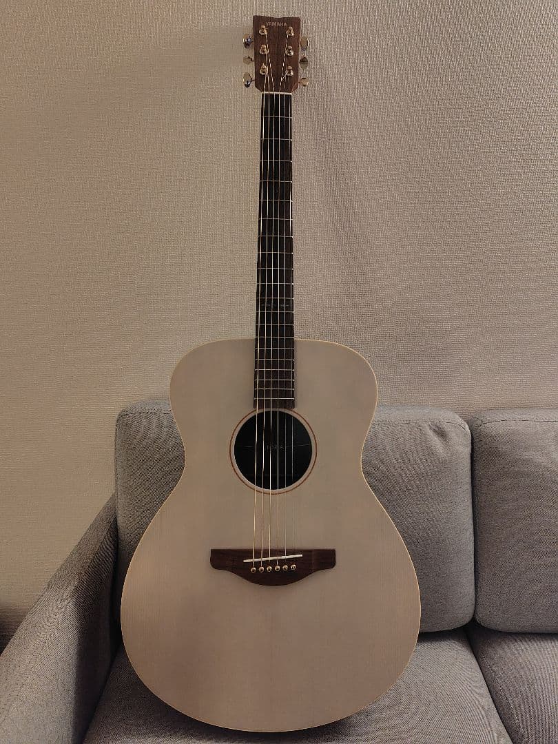 ヤマハ　STORIA アコースティックギター