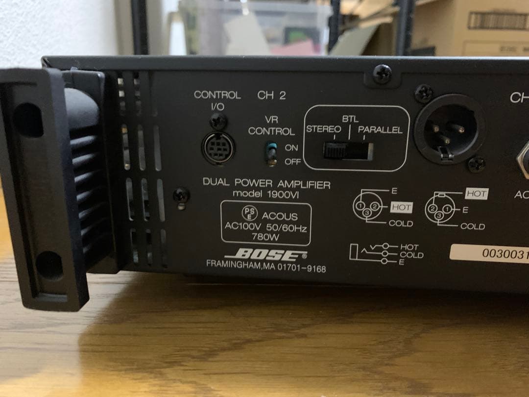 ① 動作品　BOSE ボーズ 1900VI デュアル パワーアンプ 音響機材