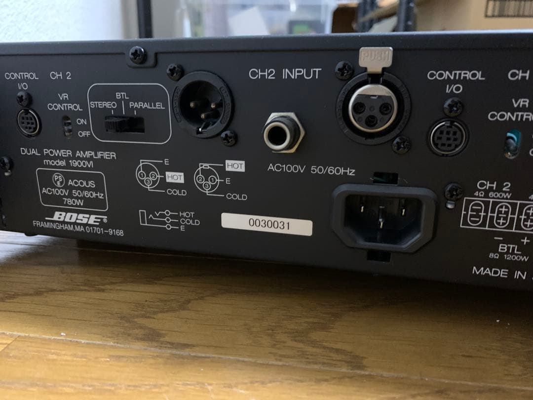 ① 動作品　BOSE ボーズ 1900VI デュアル パワーアンプ 音響機材