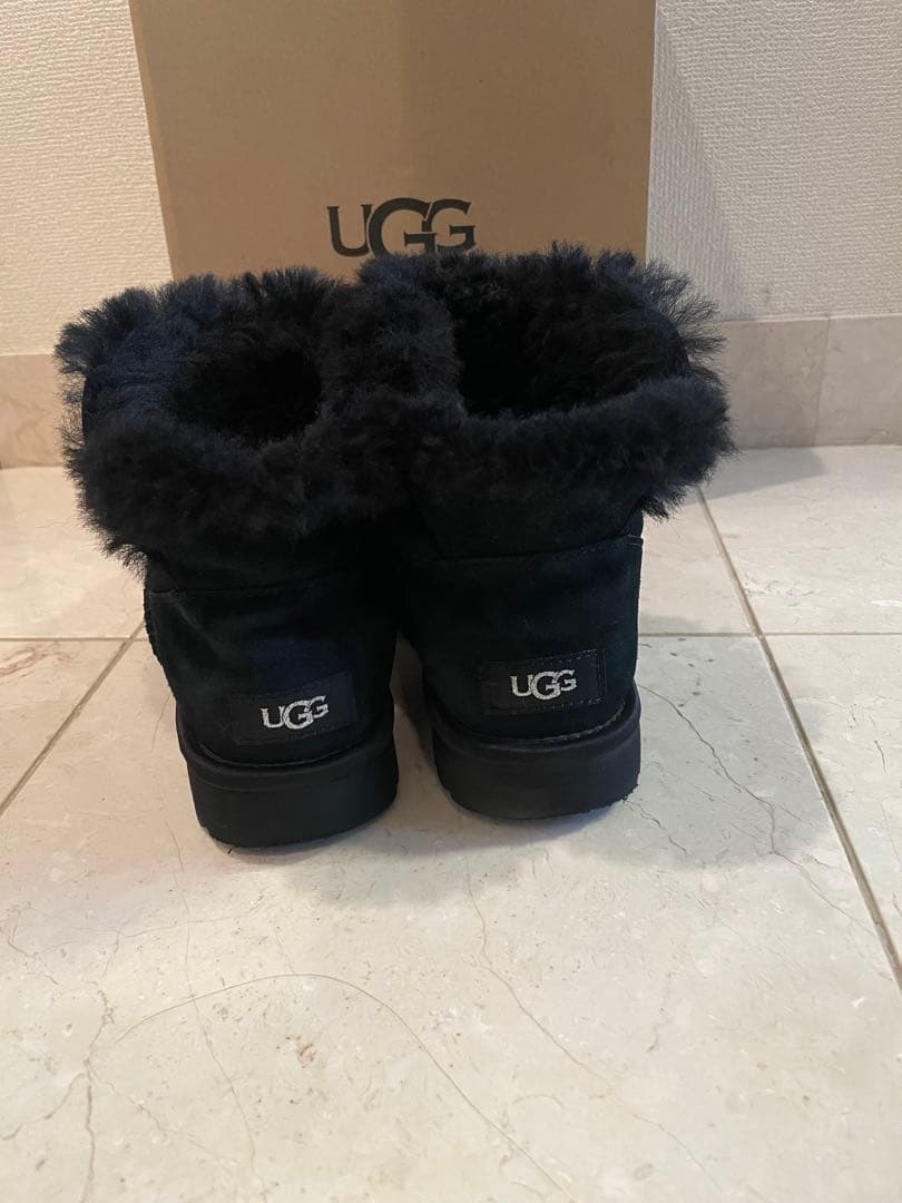 最終お値下げ UGG GALAXY BLING MINI ブラック 7 美品