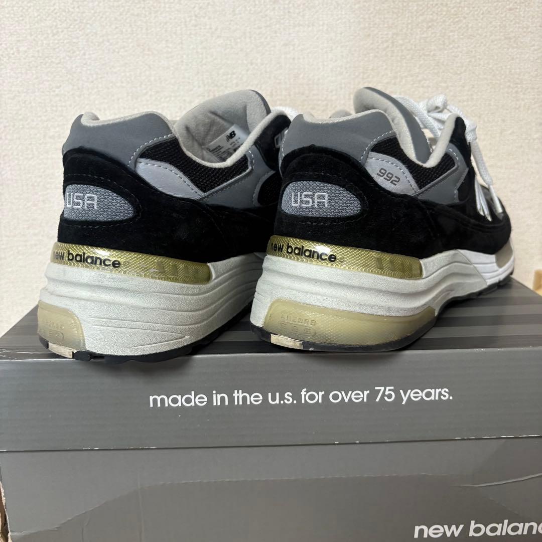 靴 New Balance M992EB