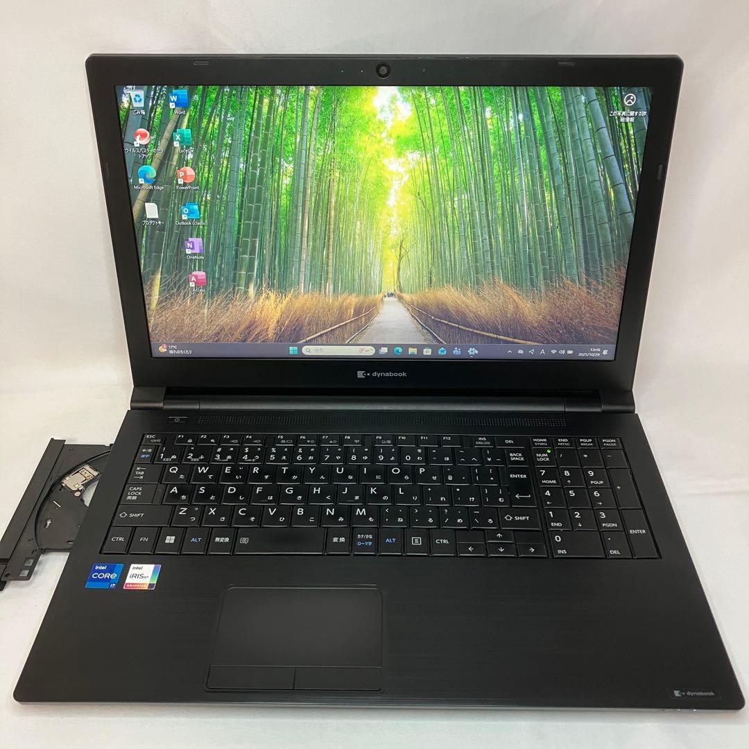 美品 ダイナブック B65 第11世代 i7 16GB 512GB DVDマルチ