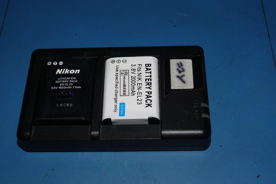 Nikon COOLPIX P900 　外箱、ポーチその他小物付属