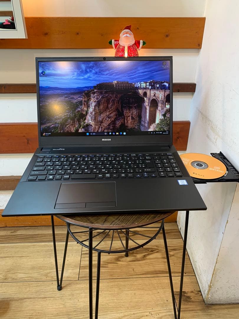 見やすい！Mouse ノートPC/i5/M.2SSD/メモリ8G/WinPro！