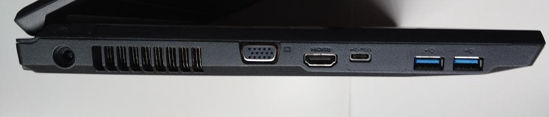 LIFEBOOK A7510/E i5 第10世代 16GB 240GB 中古