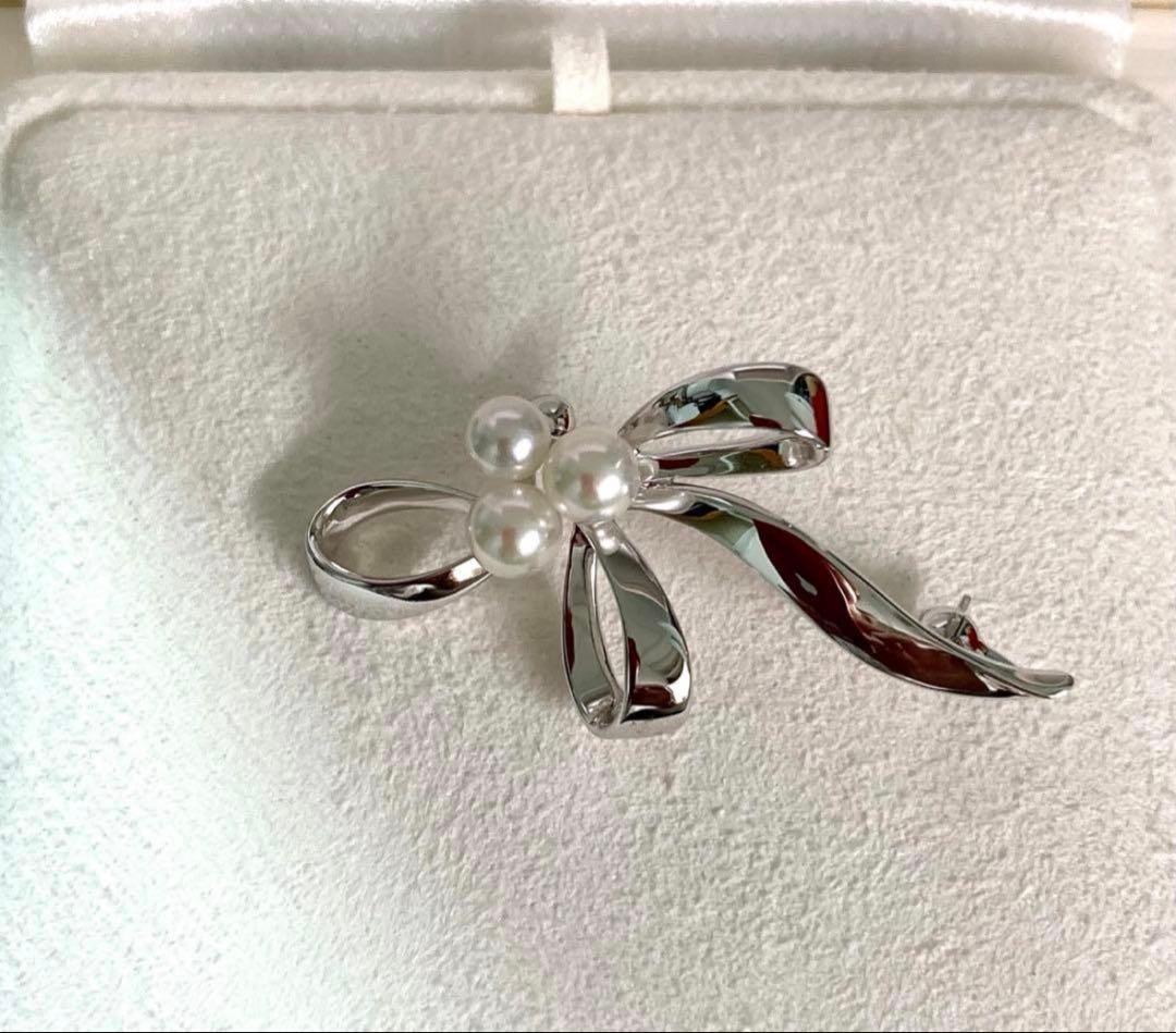 ミキモトのパールブローチ　リボン