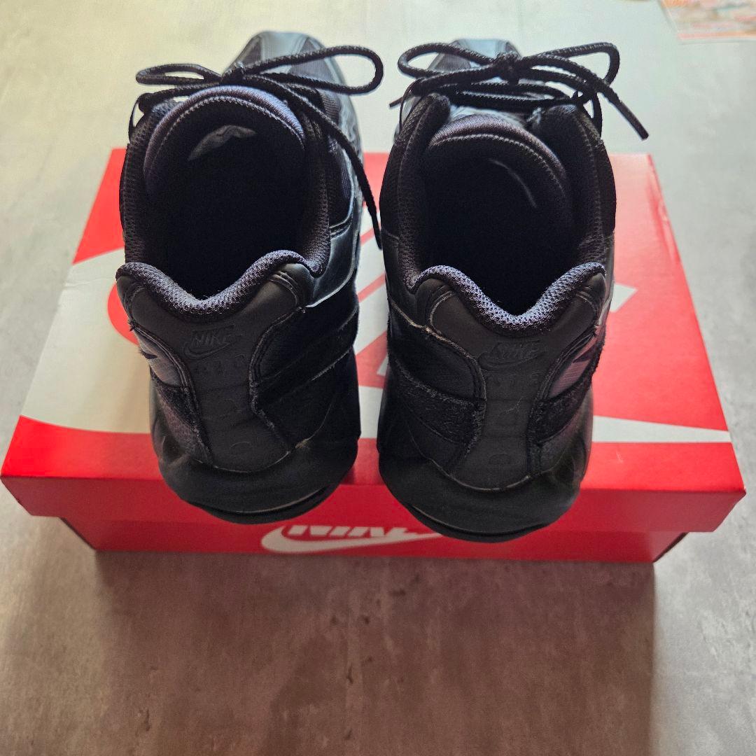 靴 NIKE AIR MAX 95 ESSENTIAL