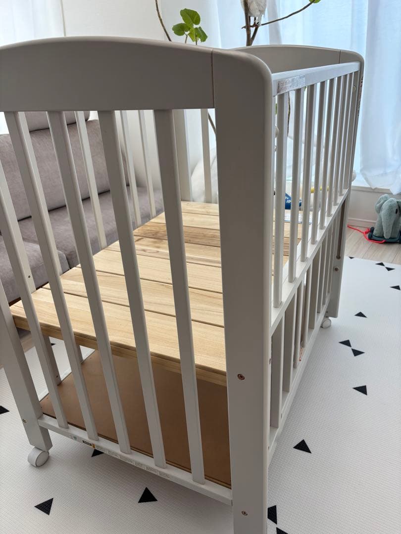 カトージ　ベビーベッド　ミニタチベッド　グレー