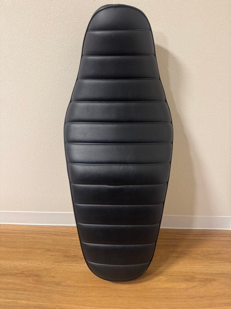 W800 street 純正シート