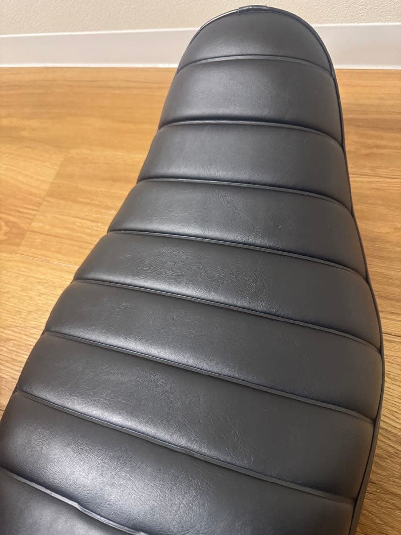 W800 street 純正シート